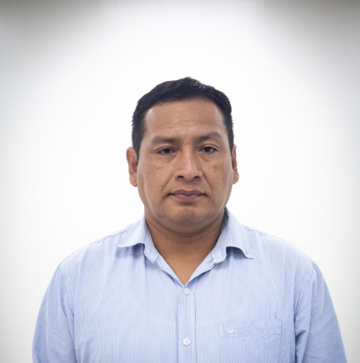 Luis Flores