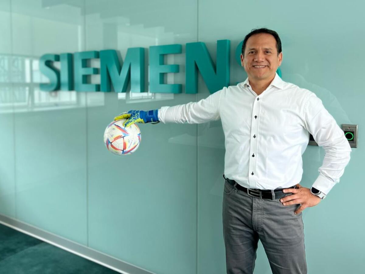Carlos Travezaño