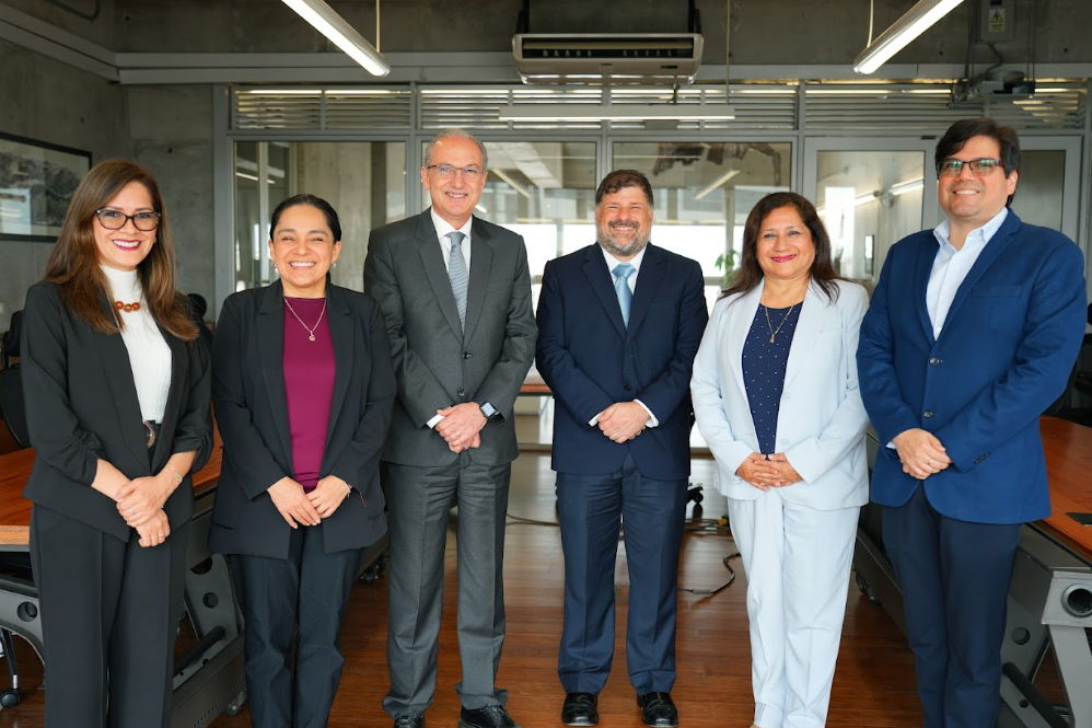 Invitados y colaboradores UTEC